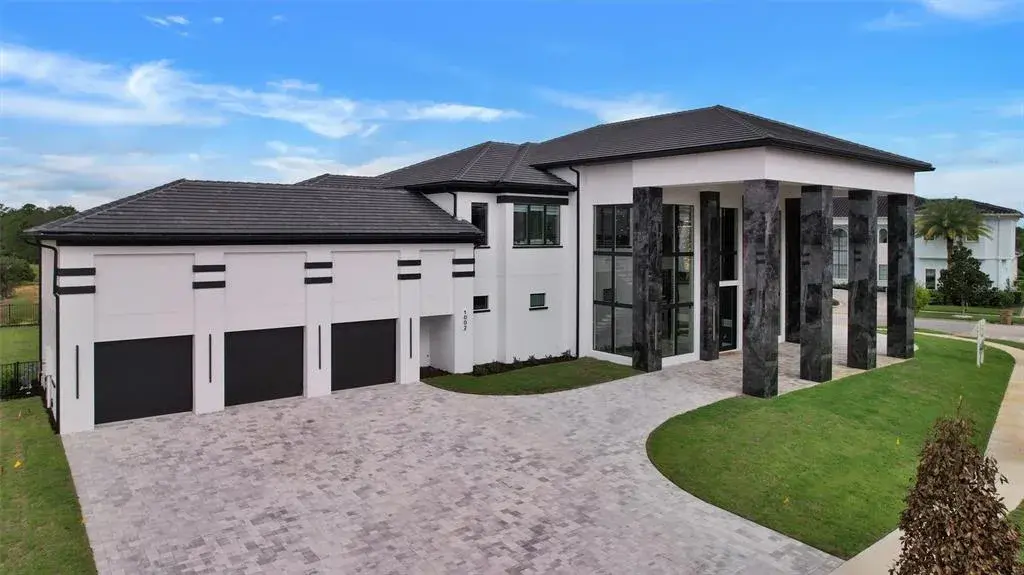 Property for sale at 1002 COYOTE CREEK WAY, REUNION, FL, 34747