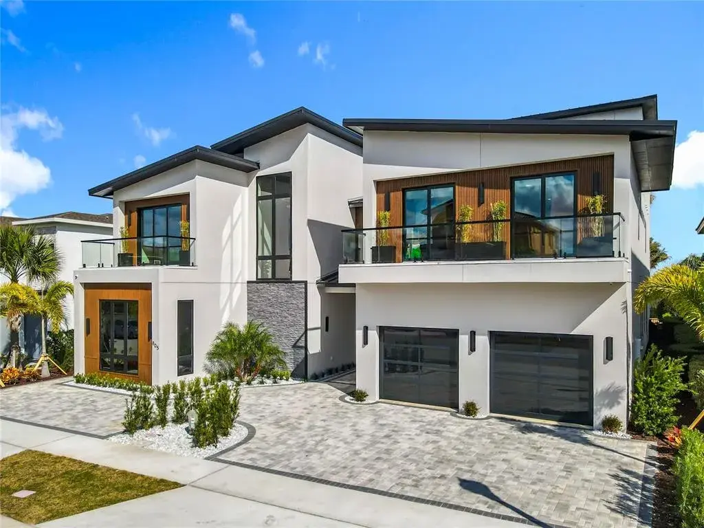 Property for sale at 805 GOLDEN BEAR DRIVE, REUNION, FL, 34747