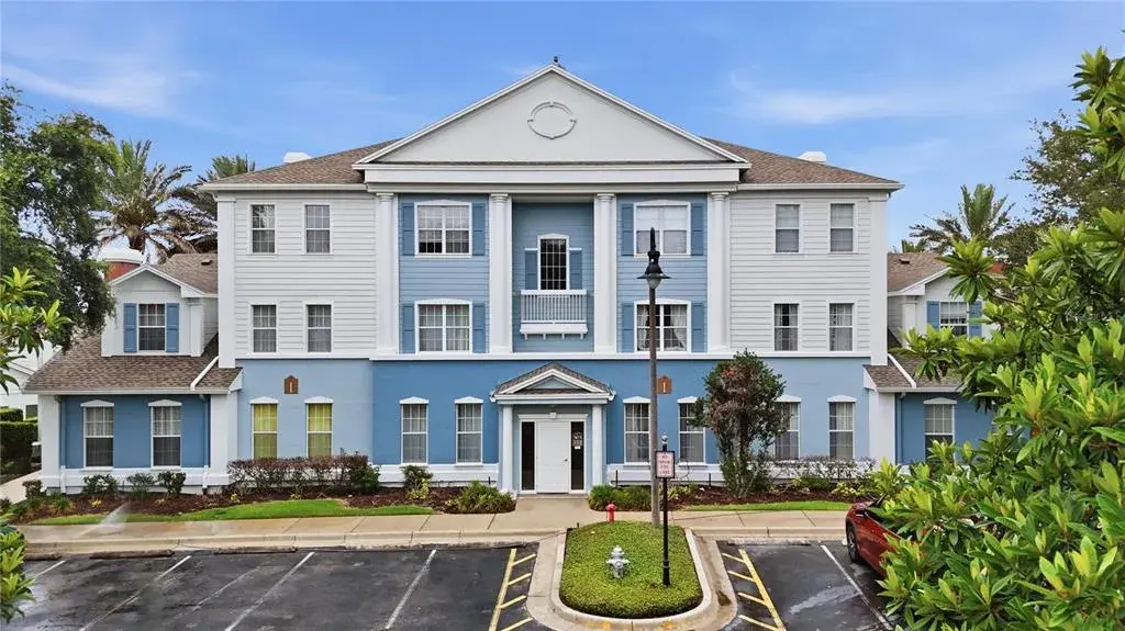 There is an onsite Community water park with resort-style amenities for endless fun and relaxation.