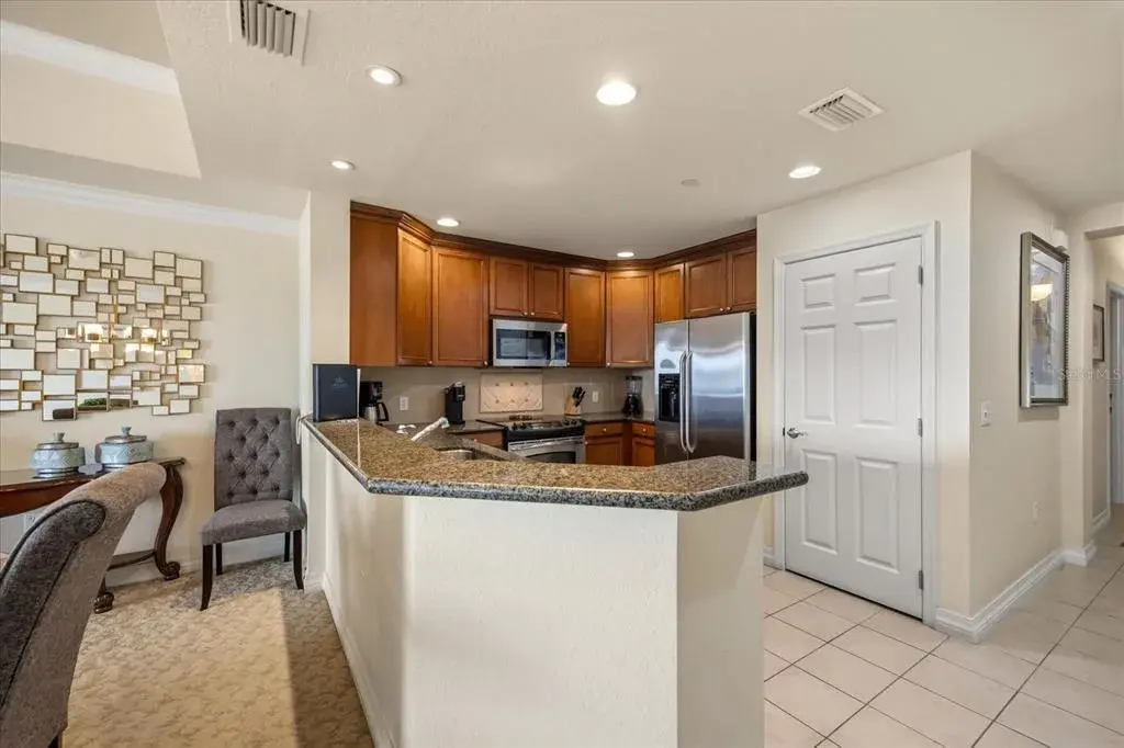 Property for sale at 1114 SUNSET VIEW CIRCLE UNIT 402, REUNION, FL, 34747