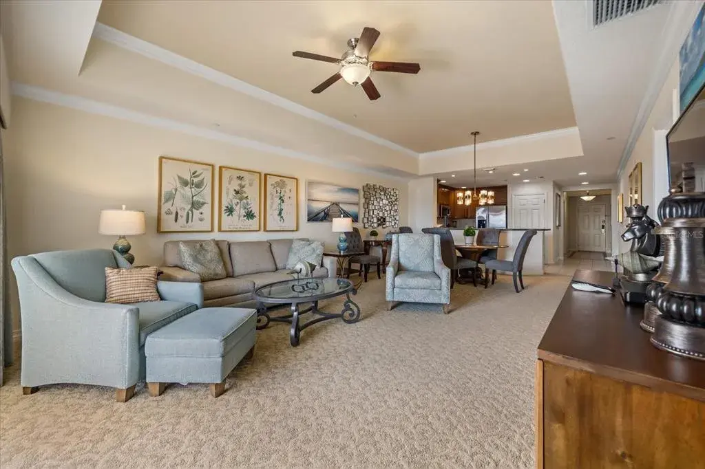 Property for sale at 1114 SUNSET VIEW CIRCLE UNIT 402, REUNION, FL, 34747