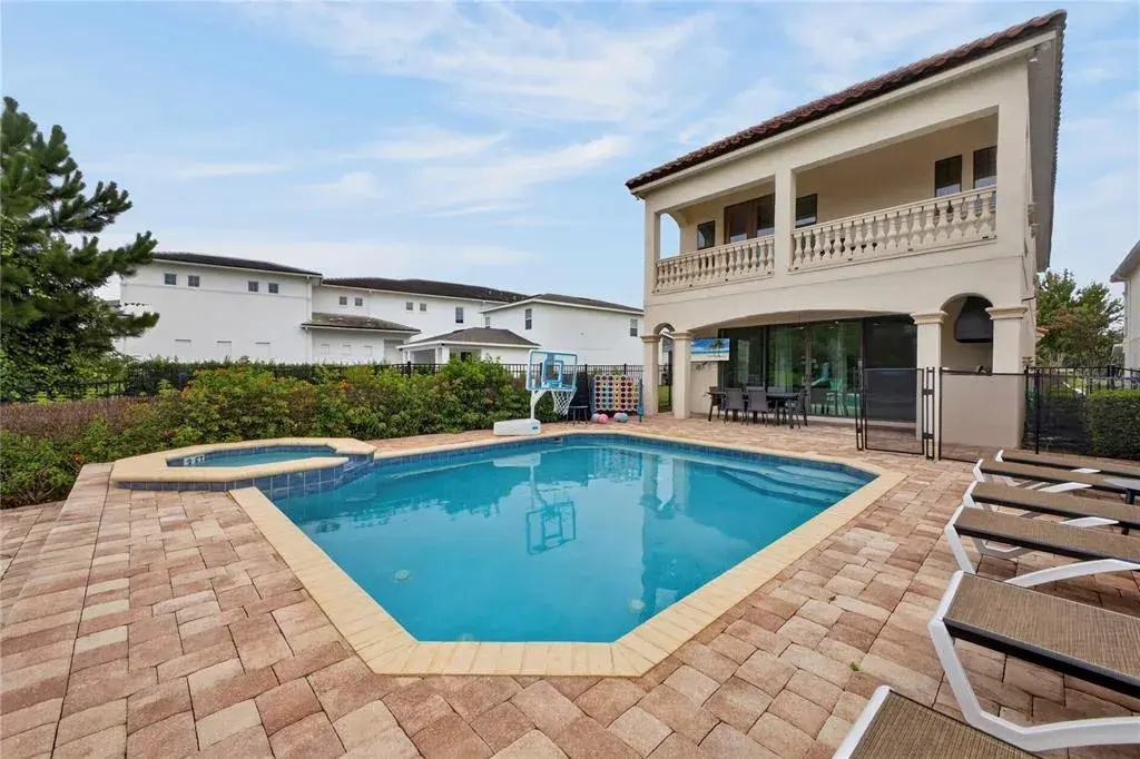 Property for sale at 824 DESERT MOUNTAIN COURT, KISSIMMEE, FL, 34747