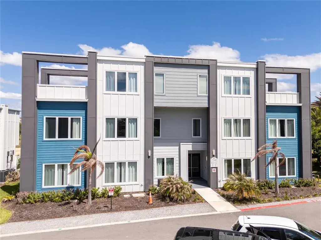 Property for sale at 7740 SANDY RIDGE DRIVE UNIT 247, REUNION, FL, 34747