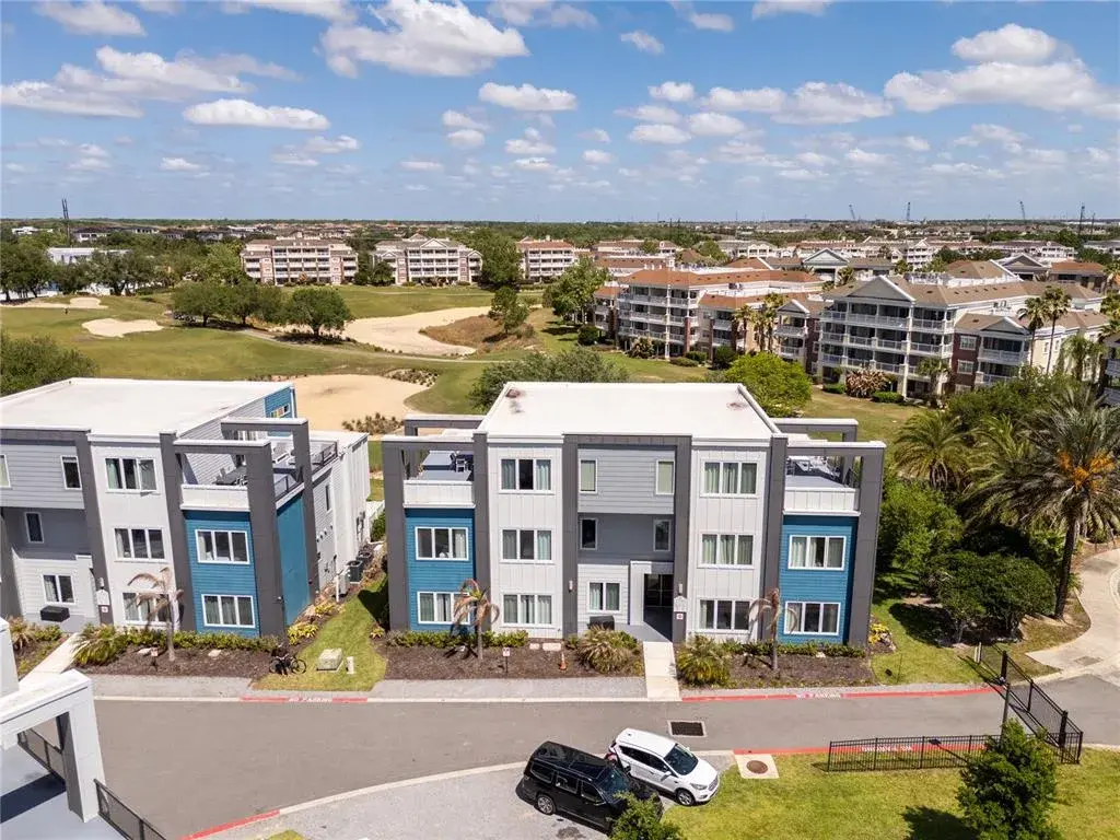 Property for sale at 7740 SANDY RIDGE DRIVE UNIT 247, REUNION, FL, 34747