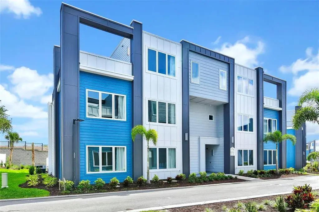 Property for sale at 7740 SANDY RIDGE DRIVE UNIT 121, REUNION, FL, 34747