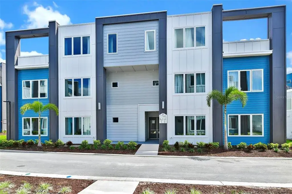 Property for sale at 7740 SANDY RIDGE DRIVE UNIT 121, REUNION, FL, 34747