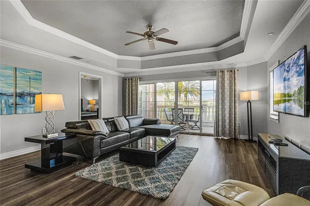 Property for sale at 1102 SUNSET VIEW CIRCLE UNIT 204, REUNION, FL, 34747