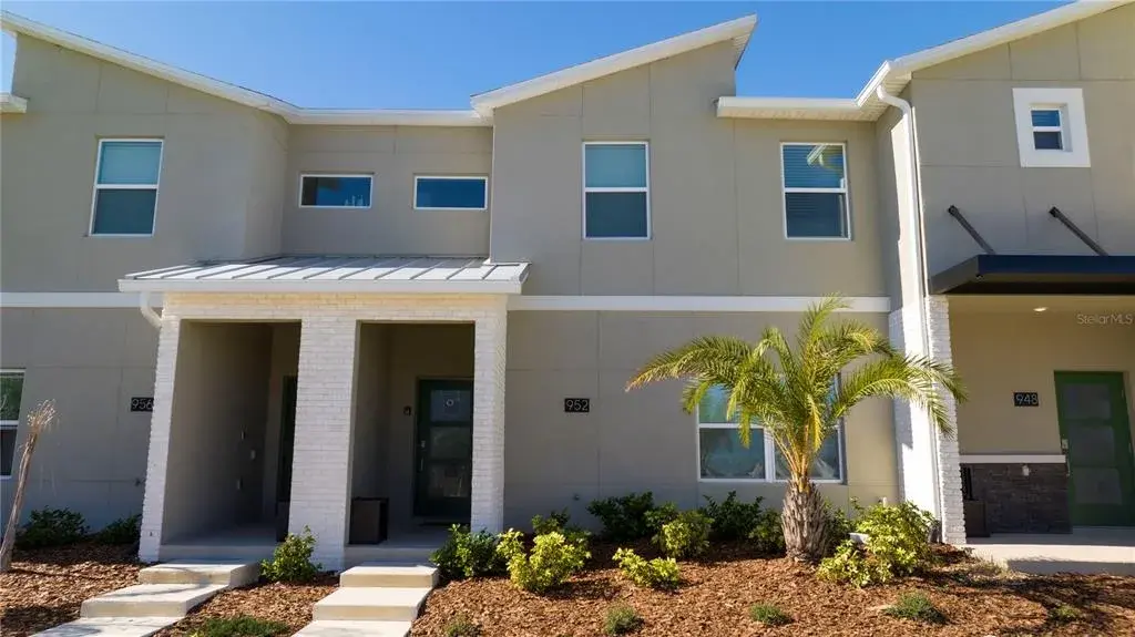 Property for sale at 952 LEADER STREET, DAVENPORT, FL, 33896
