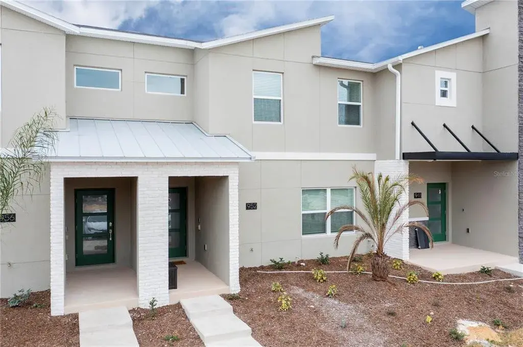 Property for sale at 952 LEADER STREET, DAVENPORT, FL, 33896