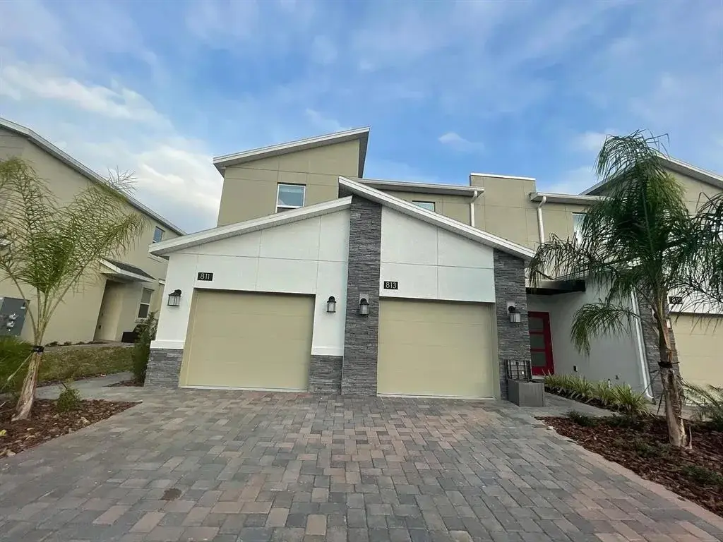 Property for sale at 811 OCEAN COURSE AVENUE UNIT 811, DAVENPORT, FL, 33896