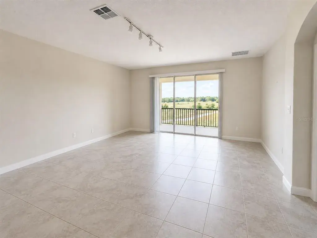 Property for sale at 505 OCEAN COURSE AVENUE UNIT 505, DAVENPORT, FL, 33896