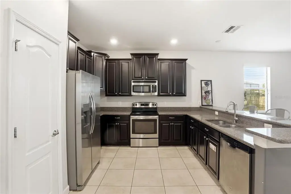 Property for sale at 9039 SHADOW MOUNTAIN STREET, DAVENPORT, FL, 33896