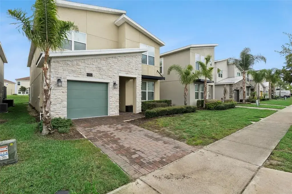 Property for sale at 682 WHISTLING STRAITS BOULEVARD, DAVENPORT, FL, 33896