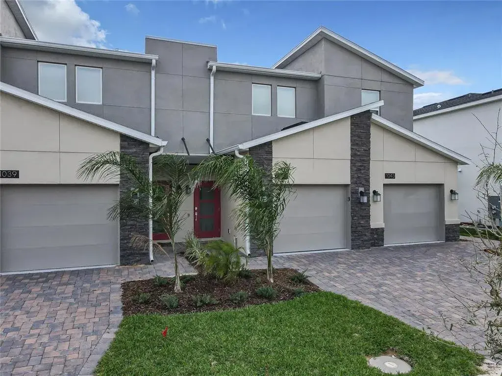 Property for sale at 1041 SPLASH SHOT PLACE UNIT 1041, DAVENPORT, FL, 33896