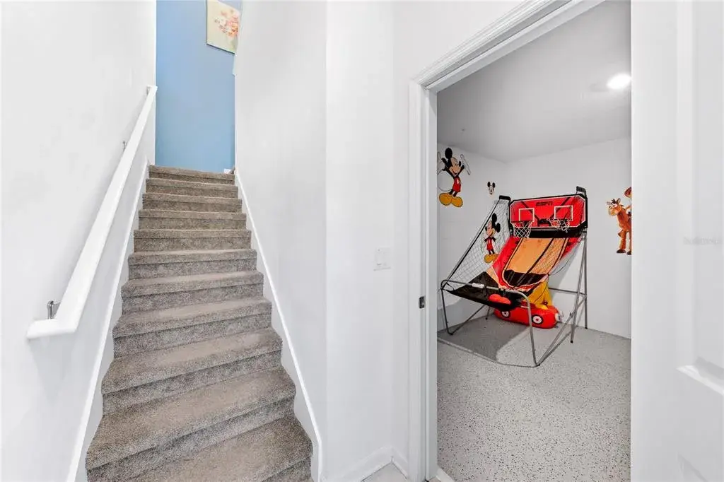 Property for sale at 1069 SPLASH SHOT PLACE UNIT 1804, DAVENPORT, FL, 33896