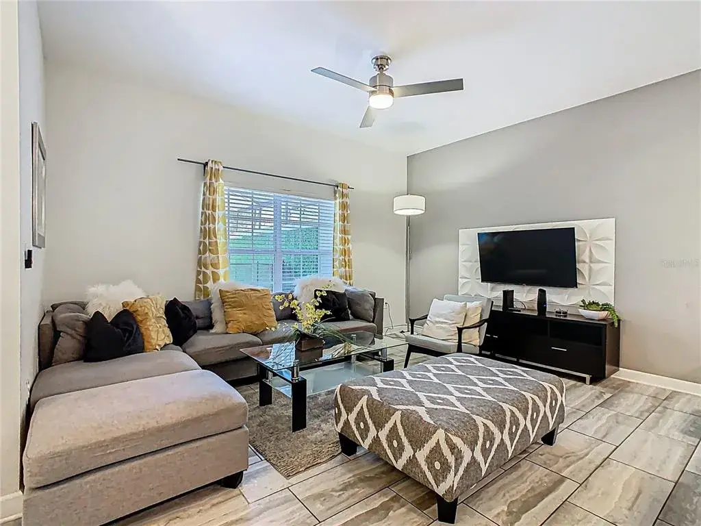 Property for sale at 1579 MOON VALLEY DR, DAVENPORT, FL, 33896