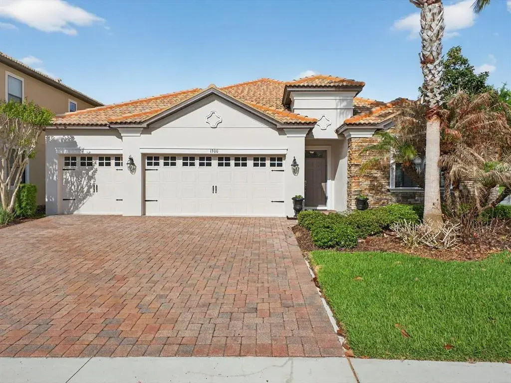 Property for sale at 1300 GLENEAGLES LANE, DAVENPORT, FL, 33896