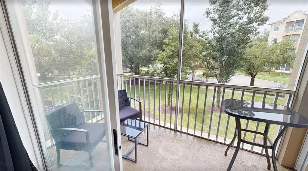 Private Lanai