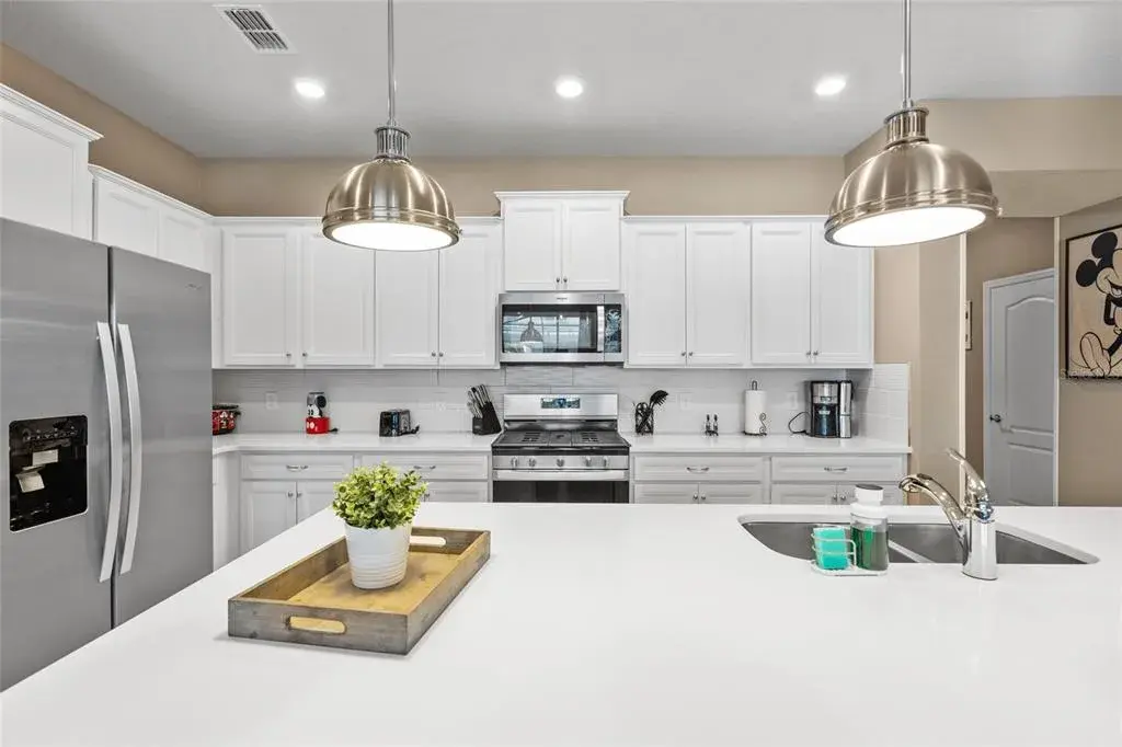 Property for sale at 7160 OAKMOSS LOOP, DAVENPORT, FL, 33837