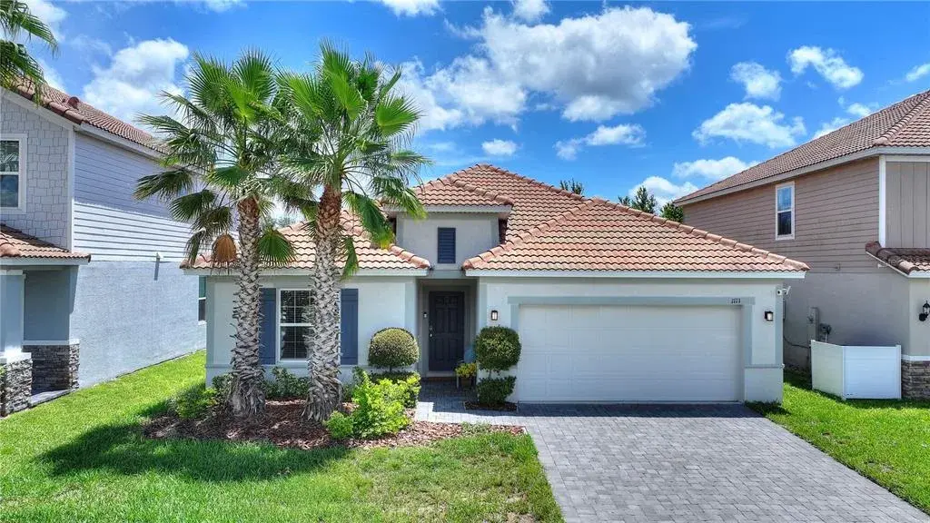 Property for sale at 1111 OAK BLUFF DRIVE, DAVENPORT, FL, 33837