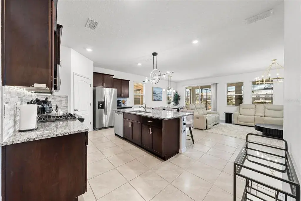Property for sale at 7552 OAKMOSS LOOP, DAVENPORT, FL, 33837