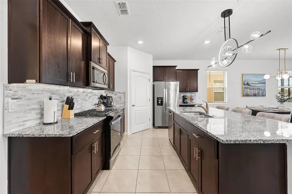 Property for sale at 7552 OAKMOSS LOOP, DAVENPORT, FL, 33837