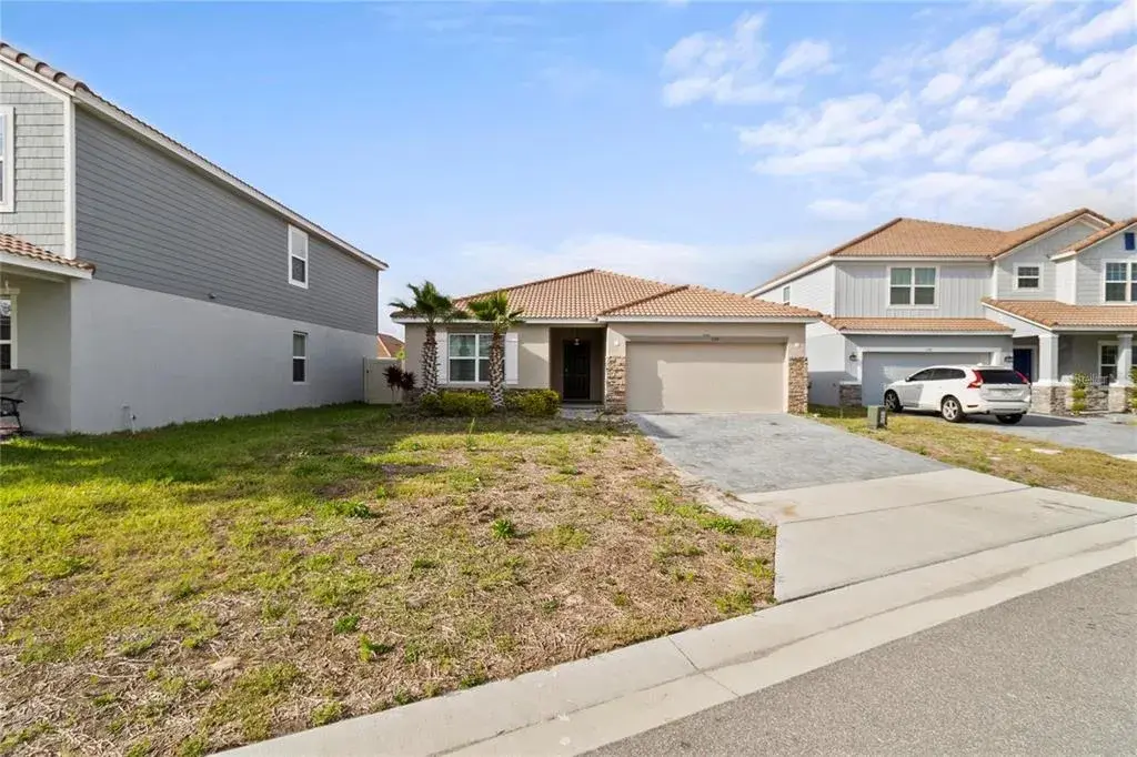 Property for sale at 1154 OAK BLUFF DRIVE, DAVENPORT, FL, 33837