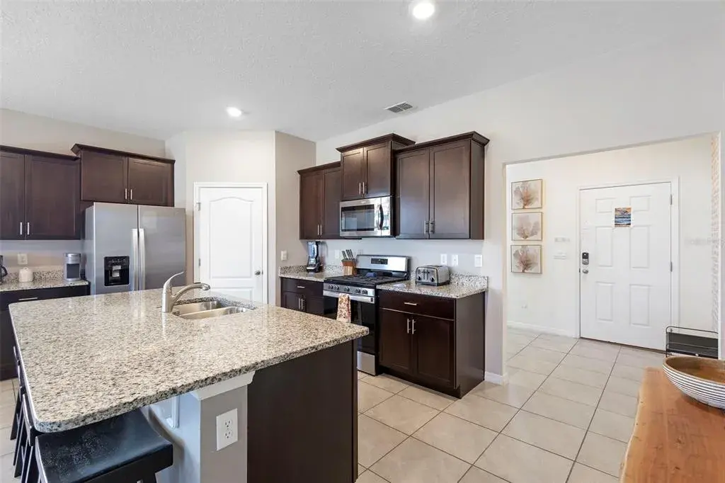 Property for sale at 7592 OAKMOSS LOOP, DAVENPORT, FL, 33837