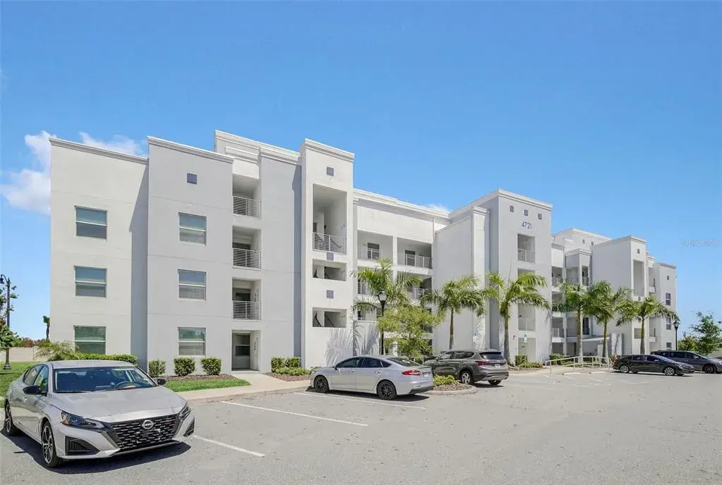 Property for sale at 4721 CLOCK TOWER DRIVE UNIT 304, KISSIMMEE, FL, 34746