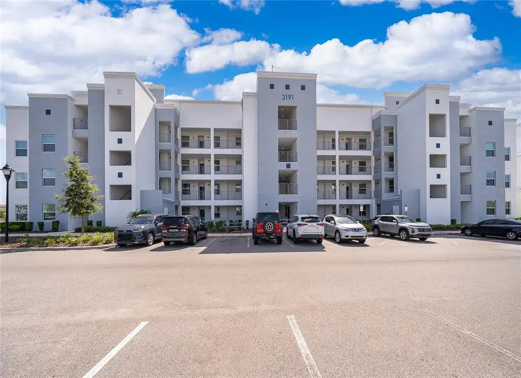 Property for sale at 3191 PARADOX CIRCLE UNIT 208, KISSIMMEE, FL, 34746