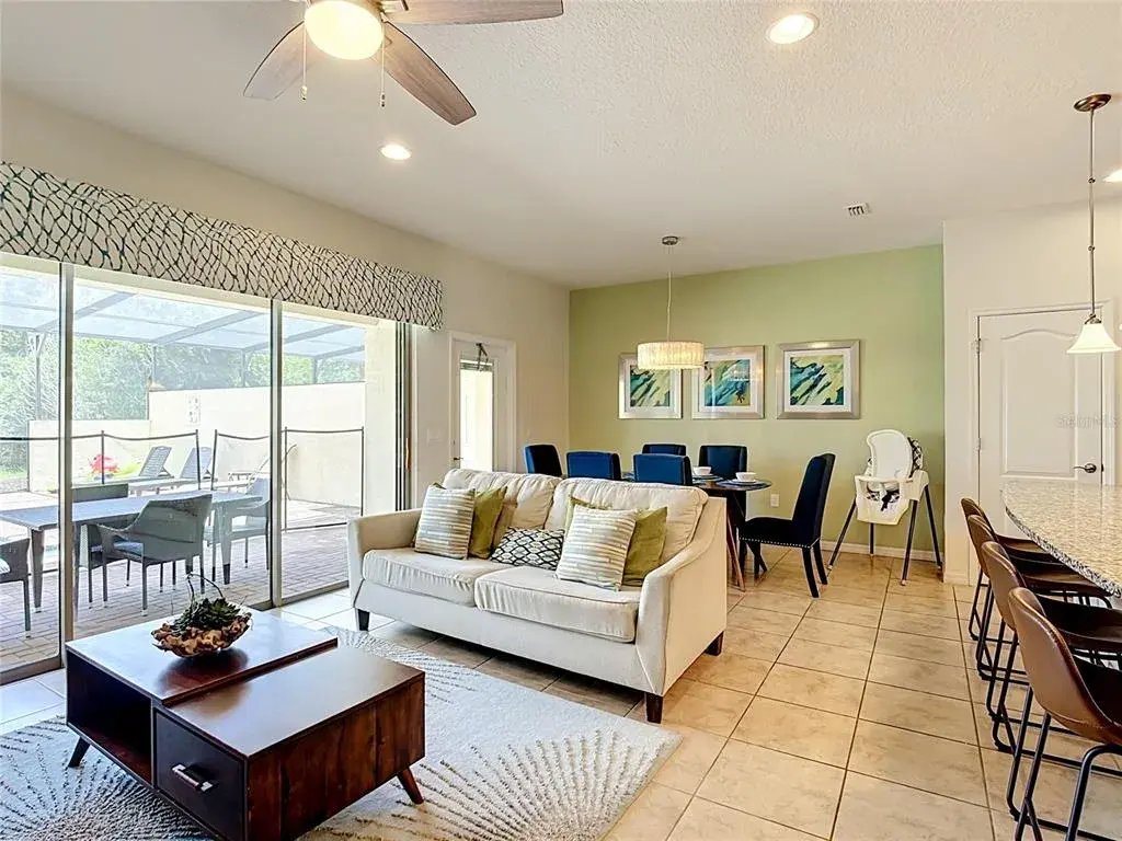 Light-filled family room overlooking the screened lanai