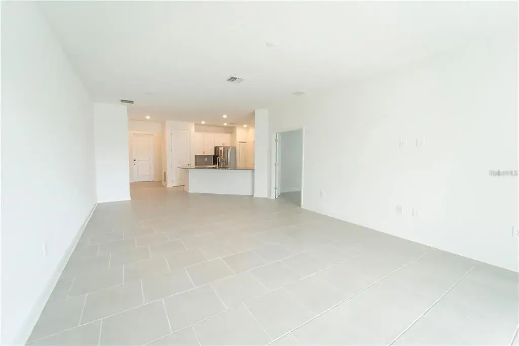 Property for sale at 4032 REDBRIDGE LOOP, DAVENPORT, FL, 33837