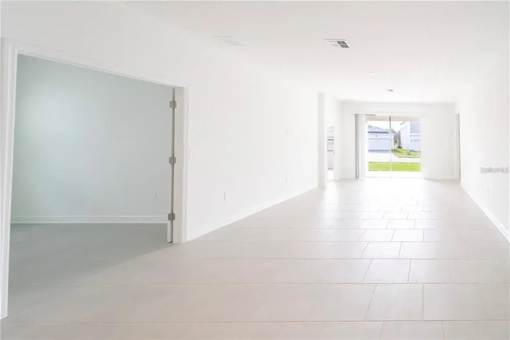 Property for sale at 4032 REDBRIDGE LOOP, DAVENPORT, FL, 33837