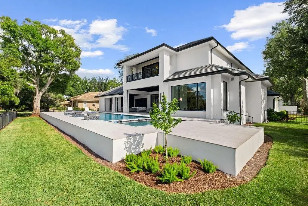 Property for sale at 5074 ISLEWORTH COUNTRY CLUB DRIVE, WINDERMERE, FL, 34786