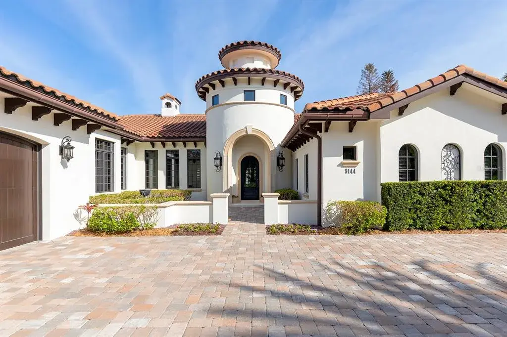 Property for sale at 9144 ISLEWORTH GARDENS DRIVE, WINDERMERE, FL, 34786