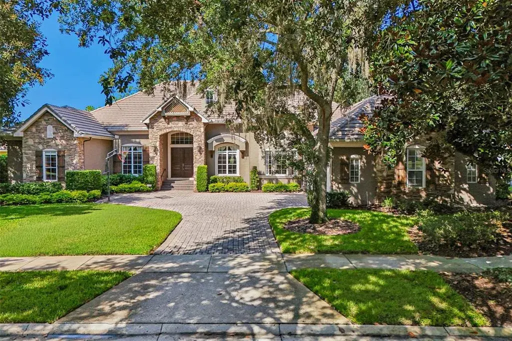 Property for sale at 6102 S HAMPSHIRE CT, WINDERMERE, FL, 34786