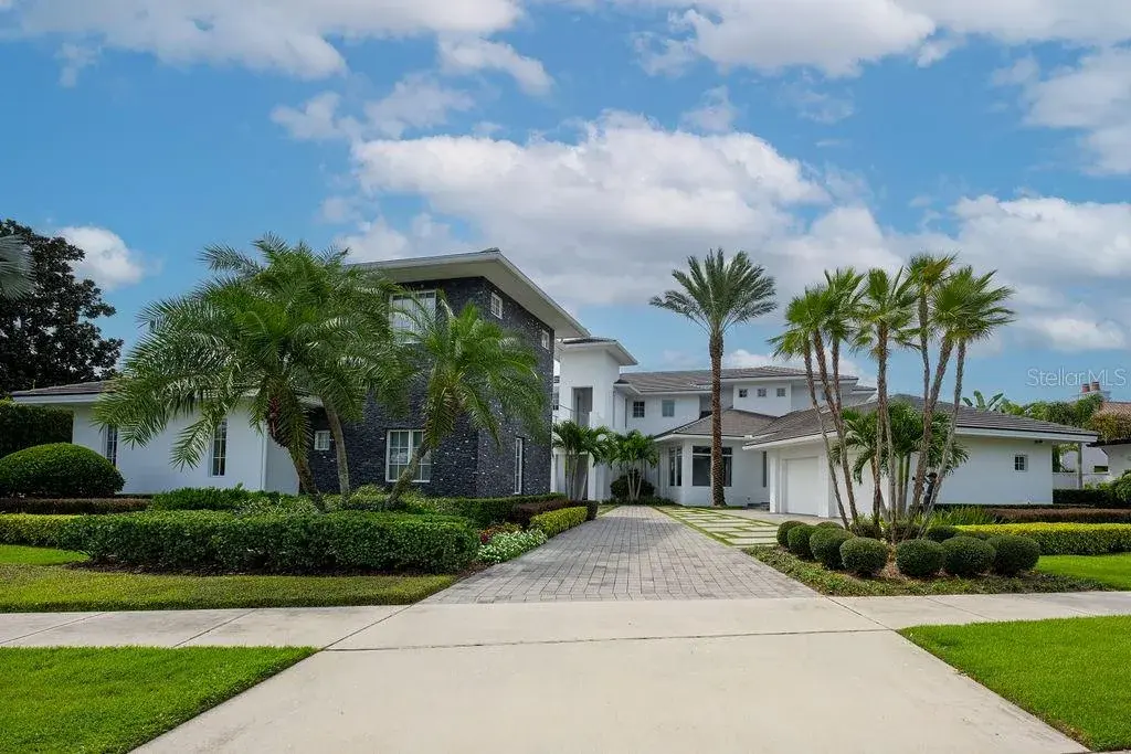 Property for sale at 9721 CARILLON PARK DRIVE, WINDERMERE, FL, 34786