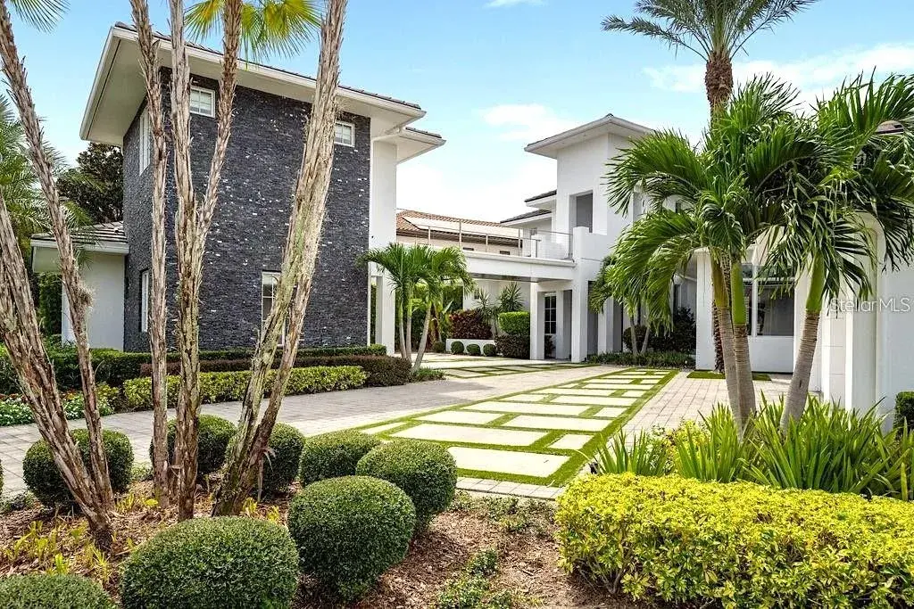Property for sale at 9721 CARILLON PARK DRIVE, WINDERMERE, FL, 34786