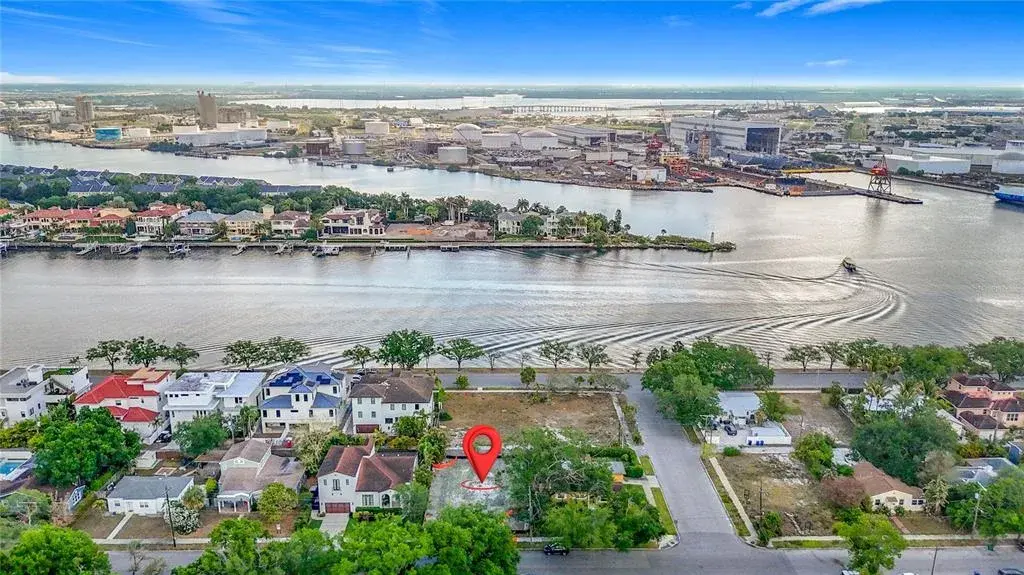 Property for sale at 329 COLUMBIA DRIVE, TAMPA, FL, 33606