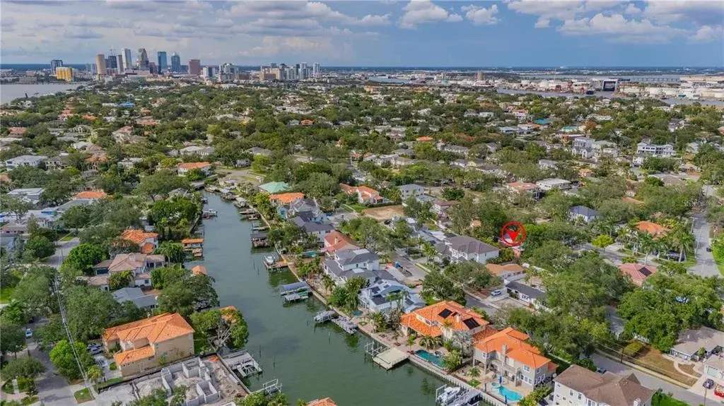 Property for sale at 504 W DAVIS BOULEVARD, TAMPA, FL, 33606