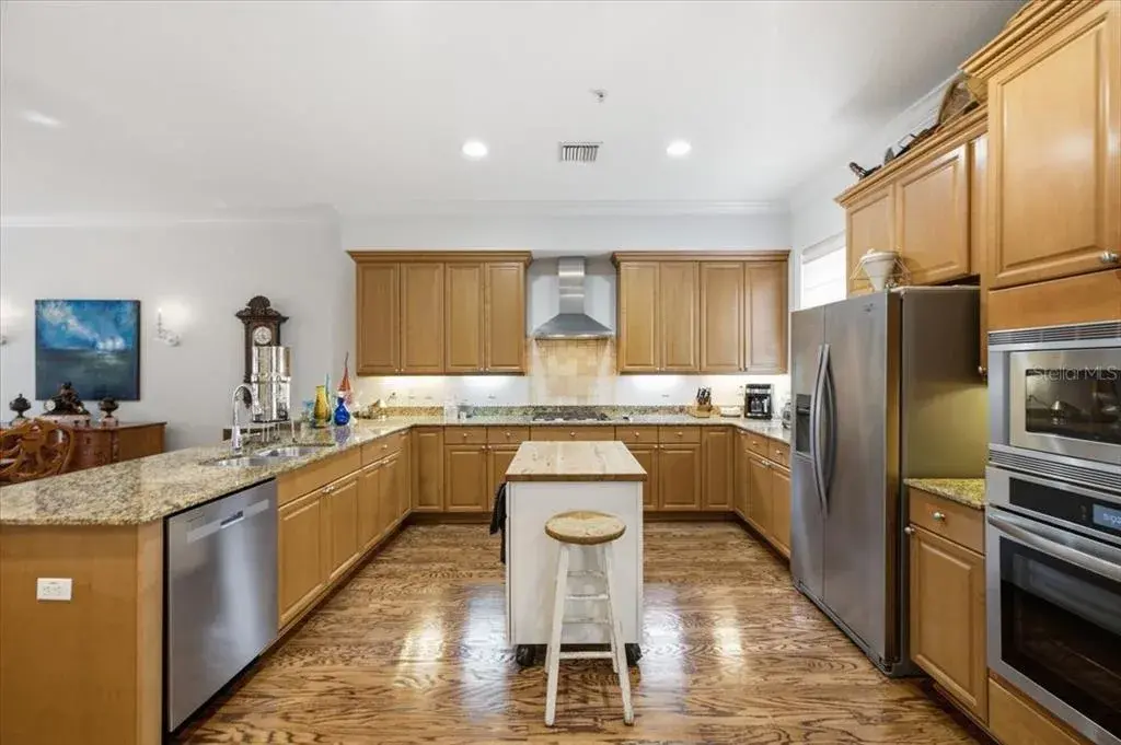 Property for sale at 114 E DAVIS BOULEVARD UNIT 8, TAMPA, FL, 33606