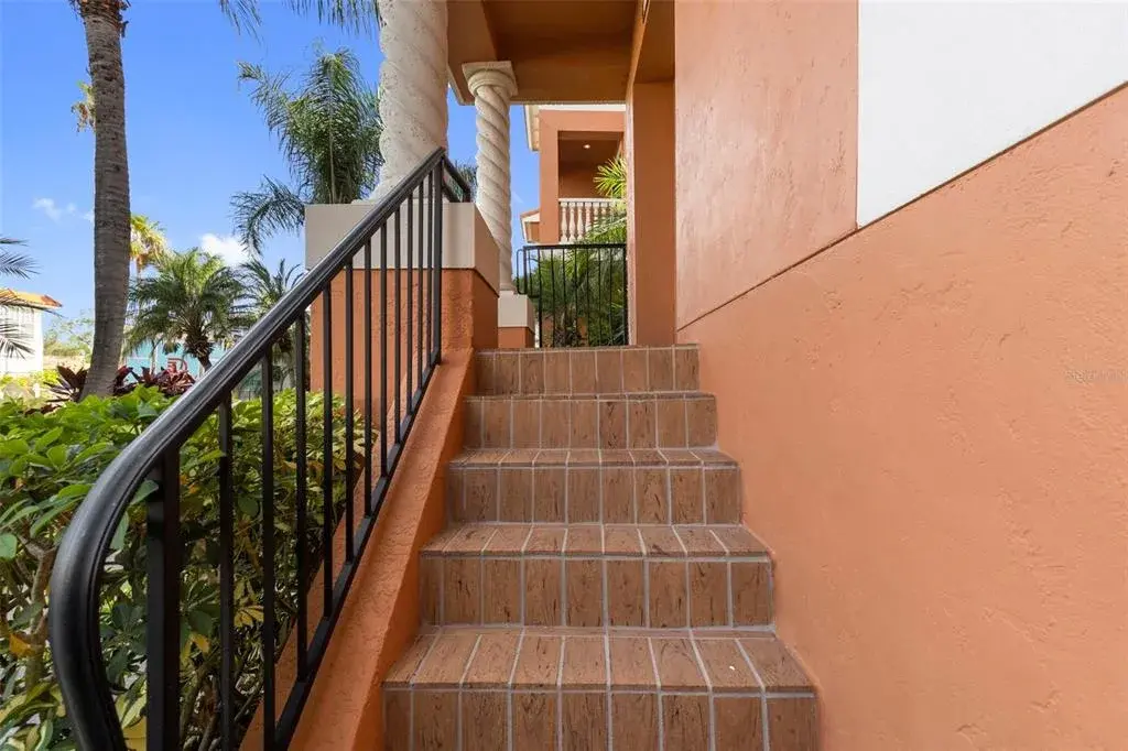 Property for sale at 905 VILLA VENICIA WAY, TAMPA, FL, 33606
