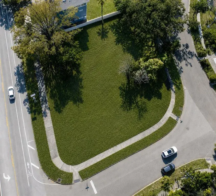 Property for sale at 116 W DAVIS BOULEVARD, TAMPA, FL, 33606