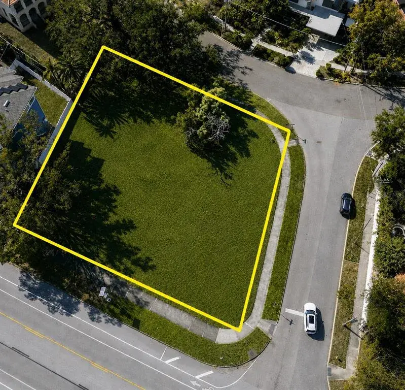 Property for sale at 116 W DAVIS BOULEVARD, TAMPA, FL, 33606