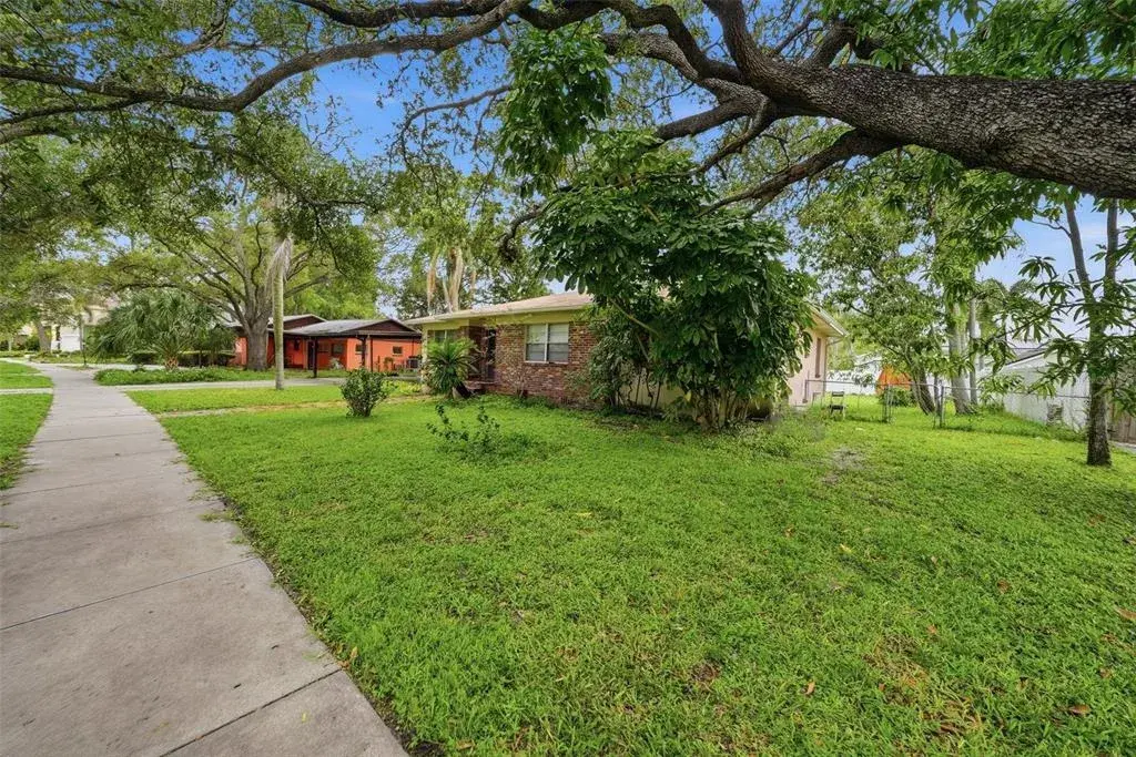 Property for sale at 500 W DAVIS BOULEVARD, TAMPA, FL, 33606