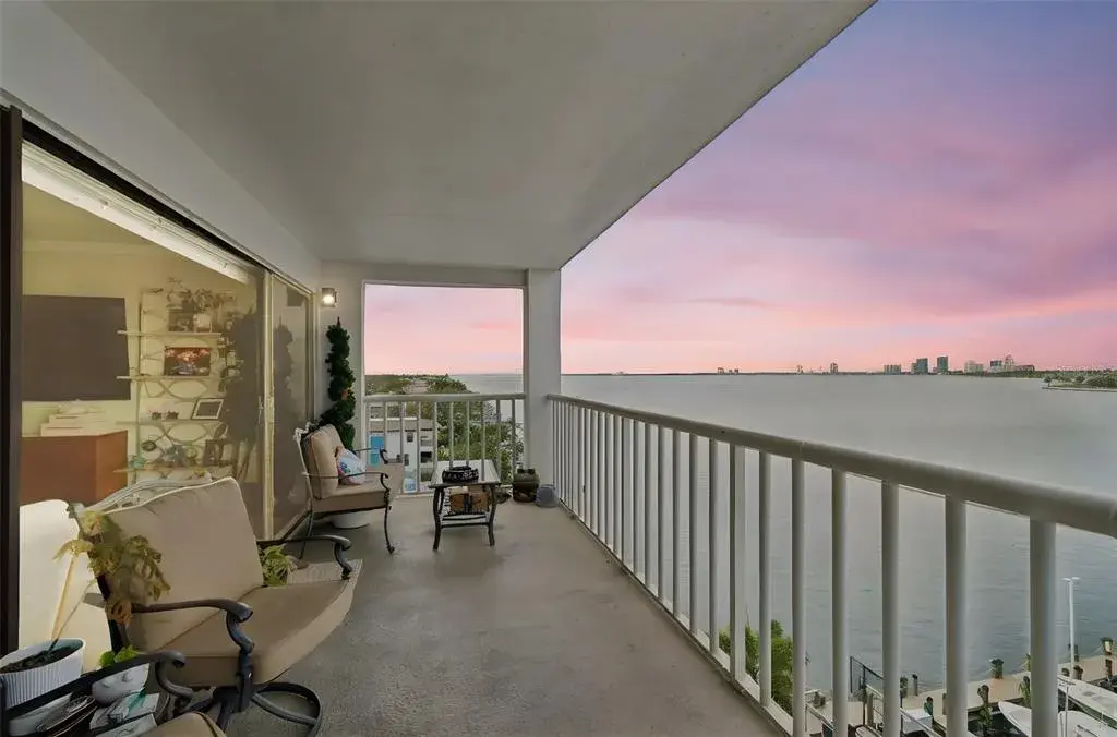 Property for sale at 2 ADALIA AVENUE UNIT 704, TAMPA, FL, 33606