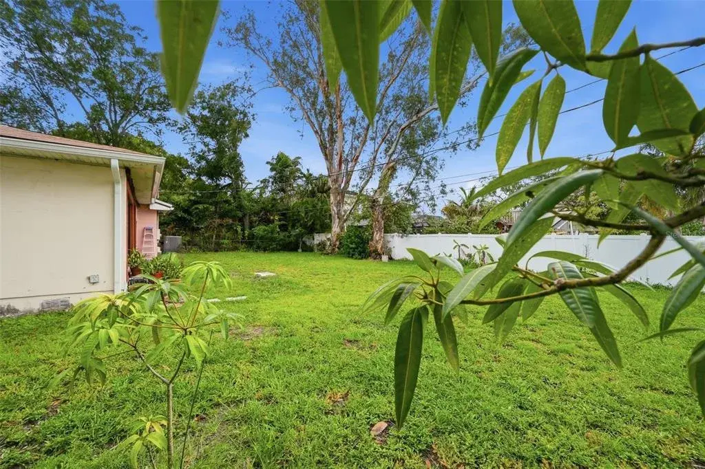 Property for sale at 500 W DAVIS BOULEVARD, TAMPA, FL, 33606