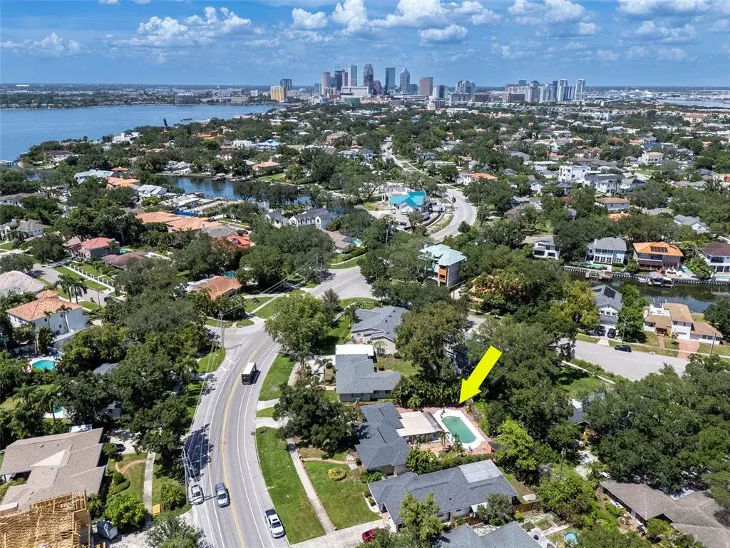 Property for sale at 451 W DAVIS BOULEVARD, TAMPA, FL, 33606