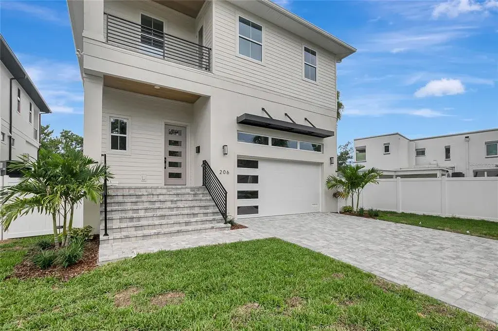 Property for sale at 206 CHIPPEWA AVENUE, TAMPA, FL, 33606