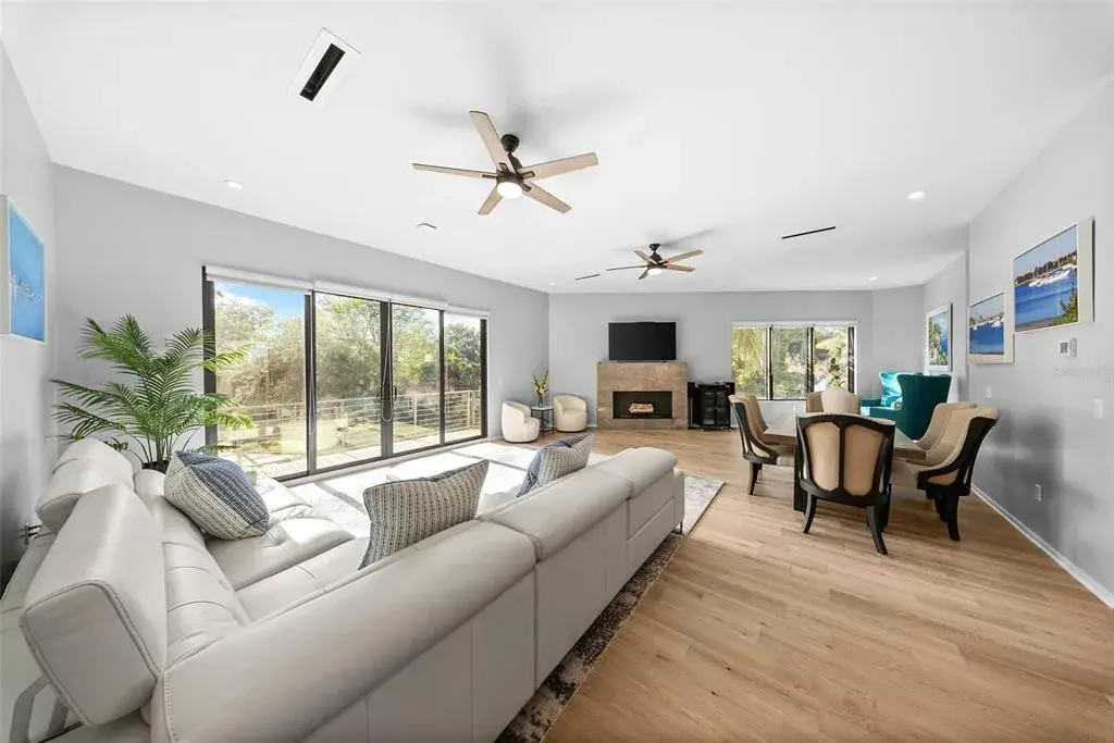 Property for sale at 92 W DAVIS BOULEVARD, TAMPA, FL, 33606